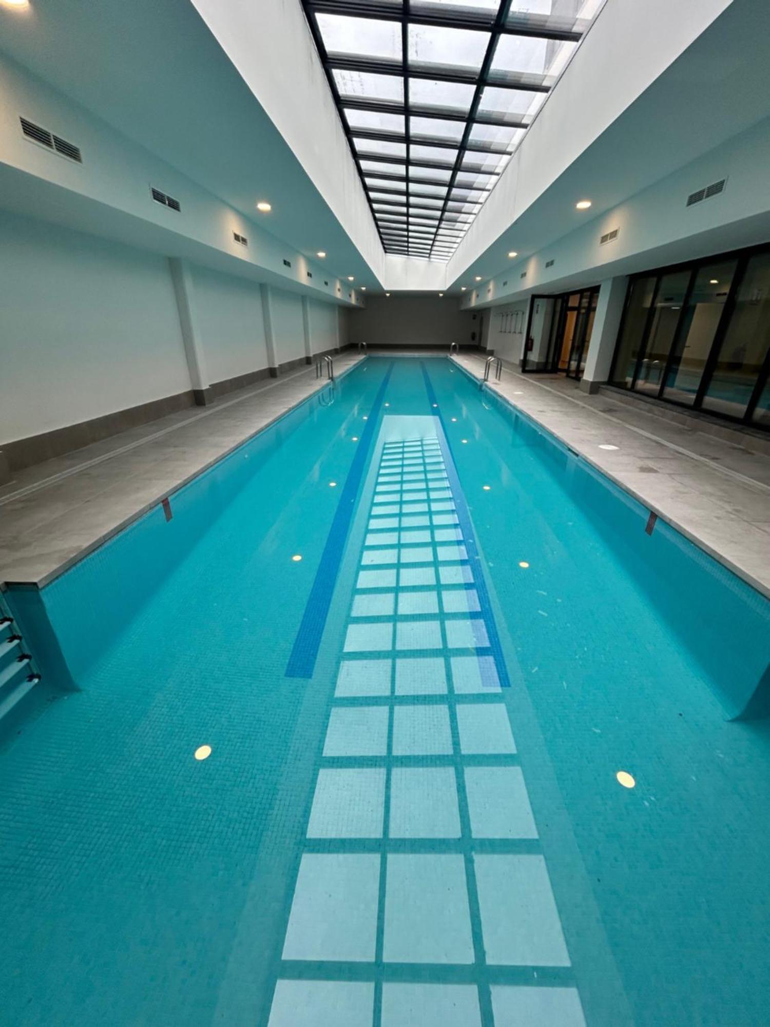 Estudios Homer Y Disney Con Piscina Climatizada, Piscina Exterior,Gimnasio, Coworking, Padel,Netflix Y Wifi Gratis San Sebastián de los Reyes Buitenkant foto
