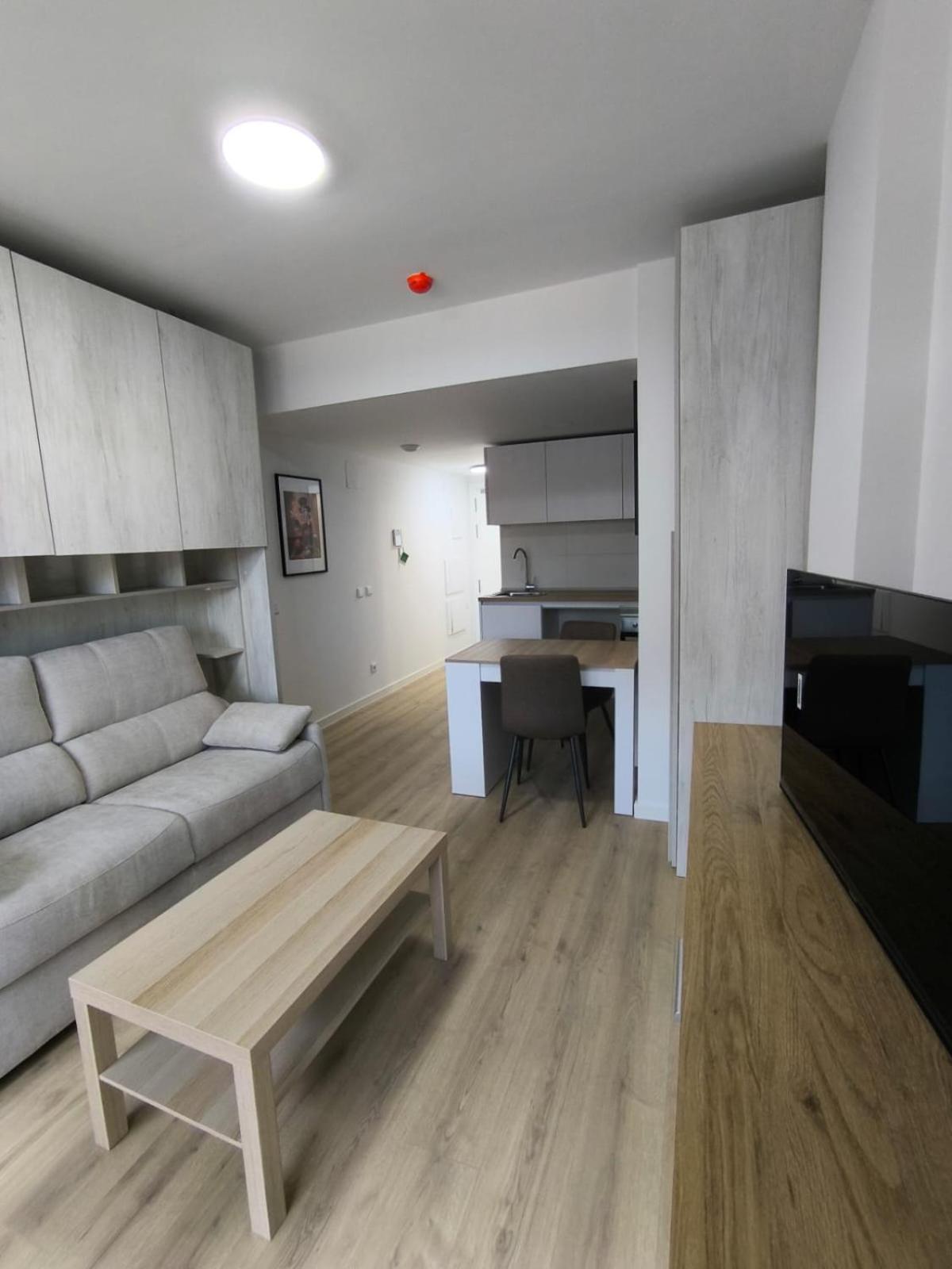 Estudios Homer Y Disney Con Piscina Olimpica Climatizada, Exterior,Gimnasio, Coworking, Netflix Y Wifi Gratis San Sebastián de los Reyes Buitenkant foto